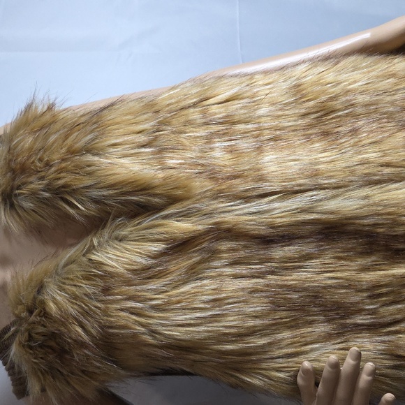 Cavender’s Faux Fur Vest 3X - Picture 5 of 8